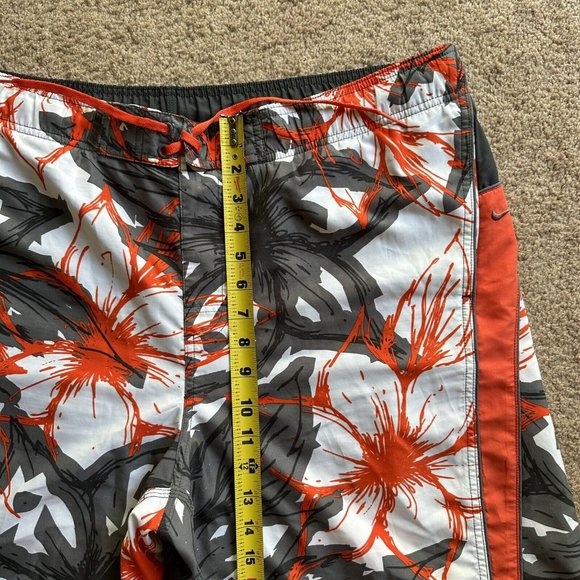 Nike Swim Trunks Men's XL Gray/Orange Floral Mesh Lined Board Shorts Drawstring - Picture 7 of 12